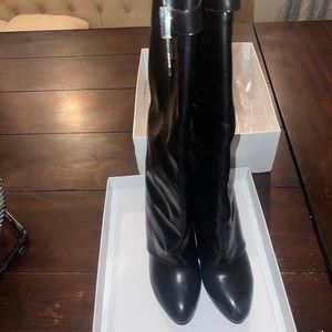 Givenchy shark lock boots. Black. Worn once. Great condition